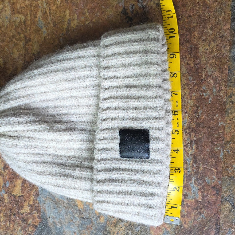 Canada Goose X Robert Mackie Wood Pom Pom Beanie - Picture 9 of 12